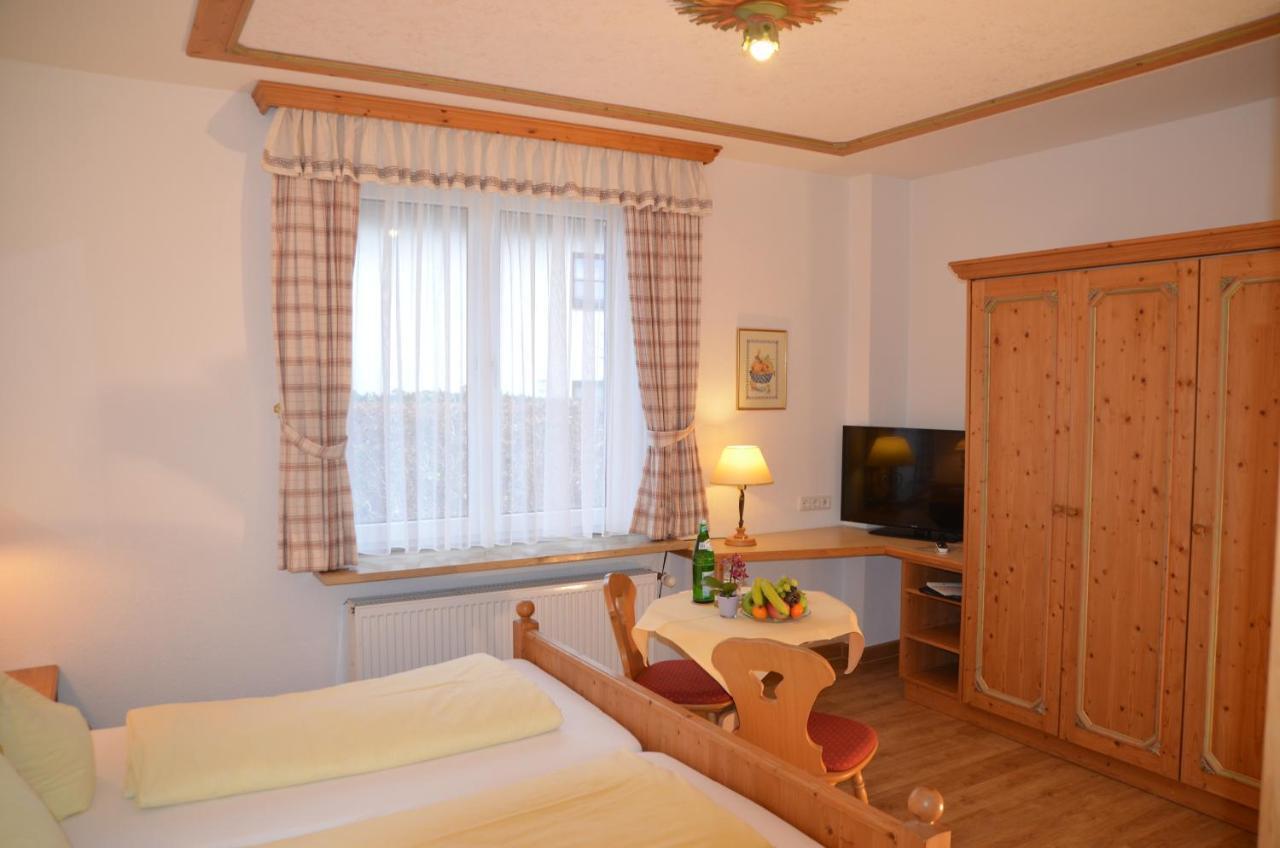 Gaestehaus Maria Гармиш-Партенкирхен Экстерьер фото