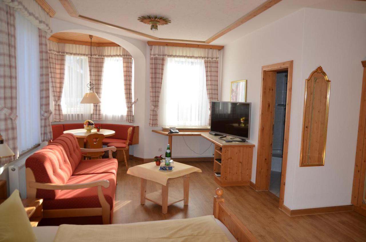 Gaestehaus Maria Гармиш-Партенкирхен Экстерьер фото