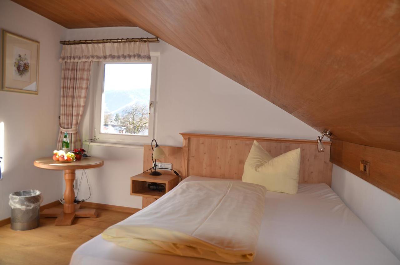 Gaestehaus Maria Гармиш-Партенкирхен Экстерьер фото